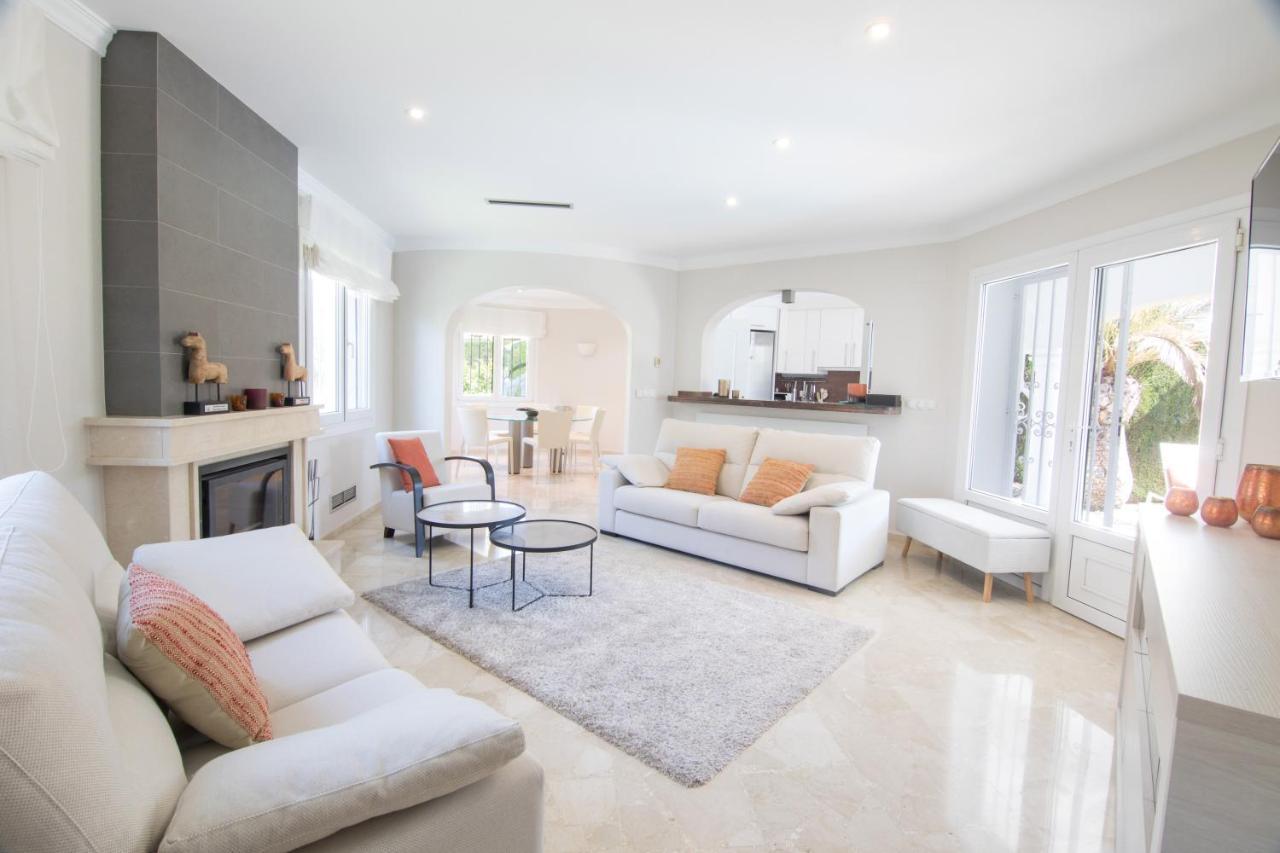 Villa Casa Cyriel à Oliva Extérieur photo